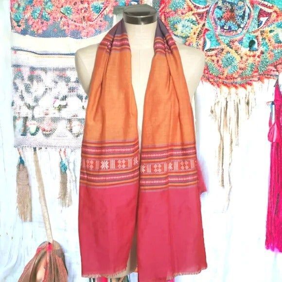 Multicolor Silk Vietnamese Hand Woven Artisan Cloth - Picture 2 of 7